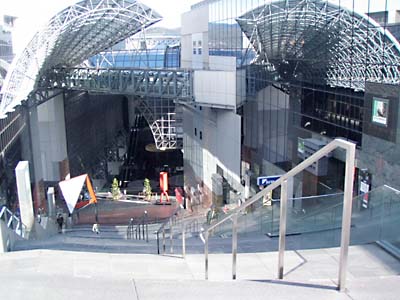 京都駅ビル　อาคารสถานีเกียวโตะ